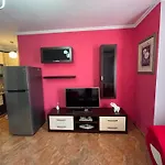 Central Comfy Apartment